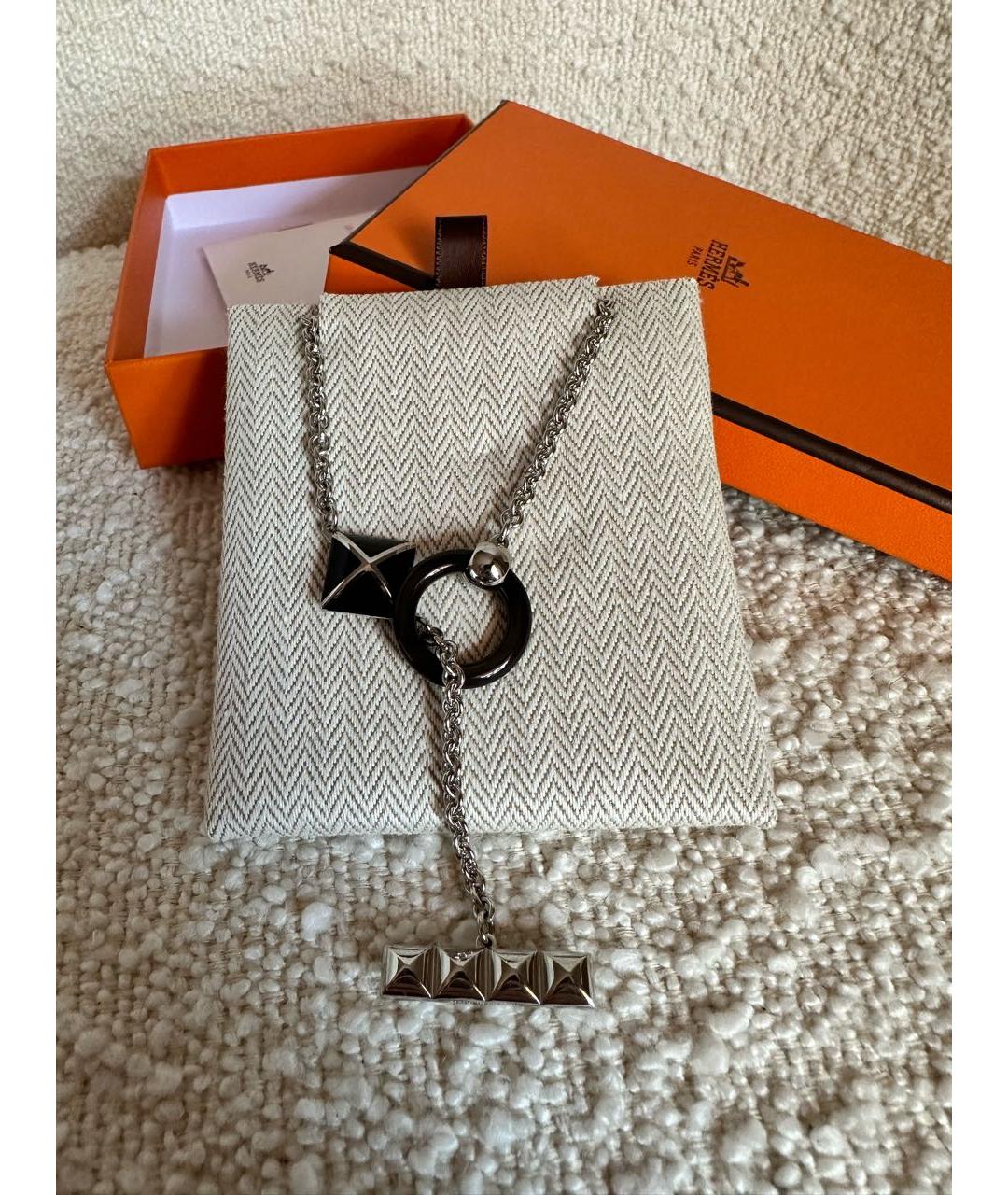 HERMES Черная металлическая подвеска, фото 2