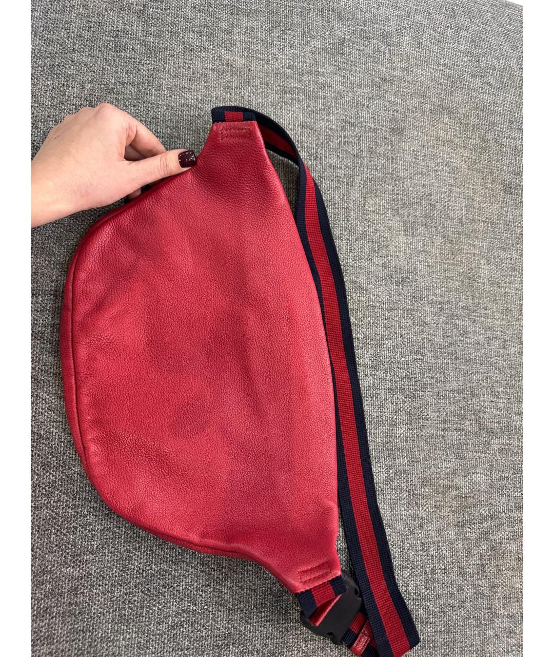 GUCCI Красная кожаная поясная сумка, фото 3