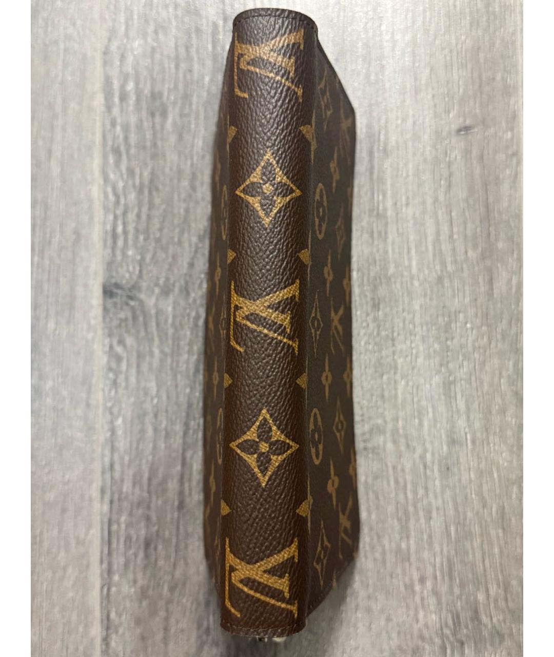 LOUIS VUITTON Коричневый кошелек, фото 3