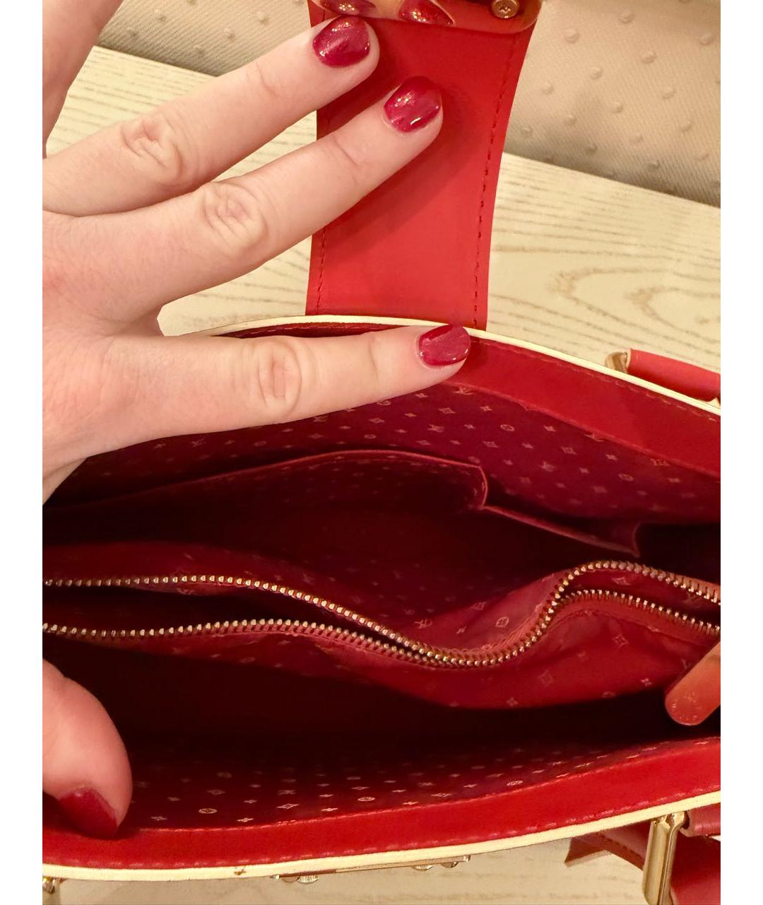 LOUIS VUITTON Красная кожаная сумка с короткими ручками, фото 3