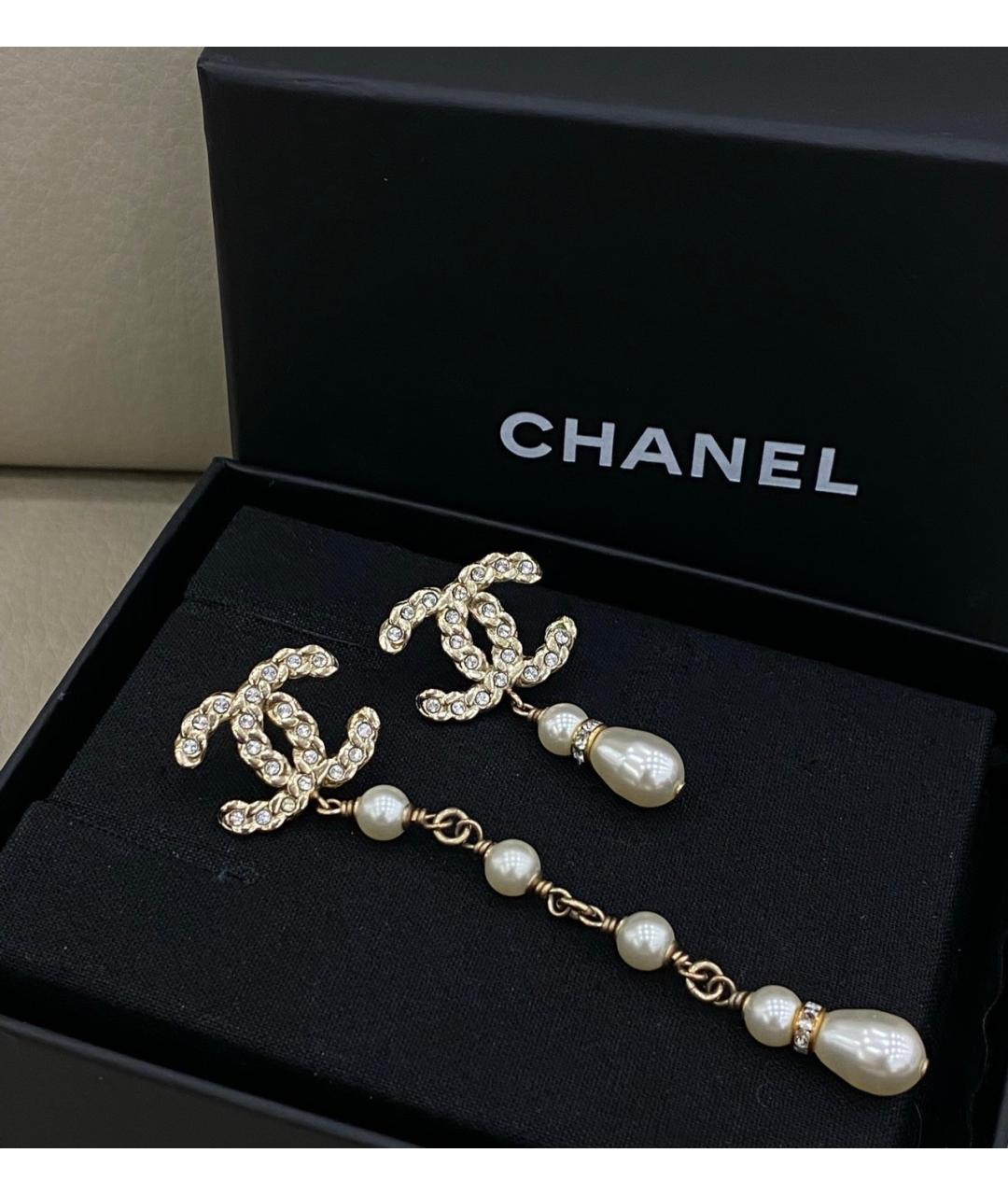 CHANEL Белые серьги, фото 4