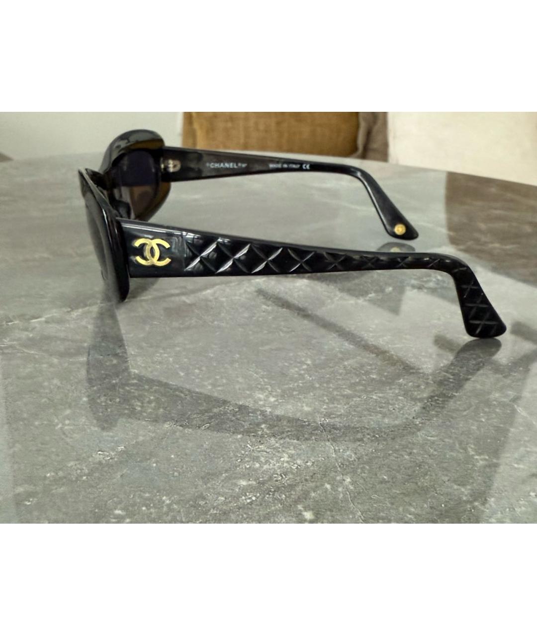 CHANEL Черные пластиковые солнцезащитные очки, фото 2