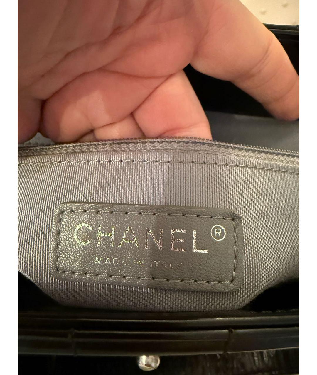 CHANEL Черная кожаная сумка тоут, фото 5