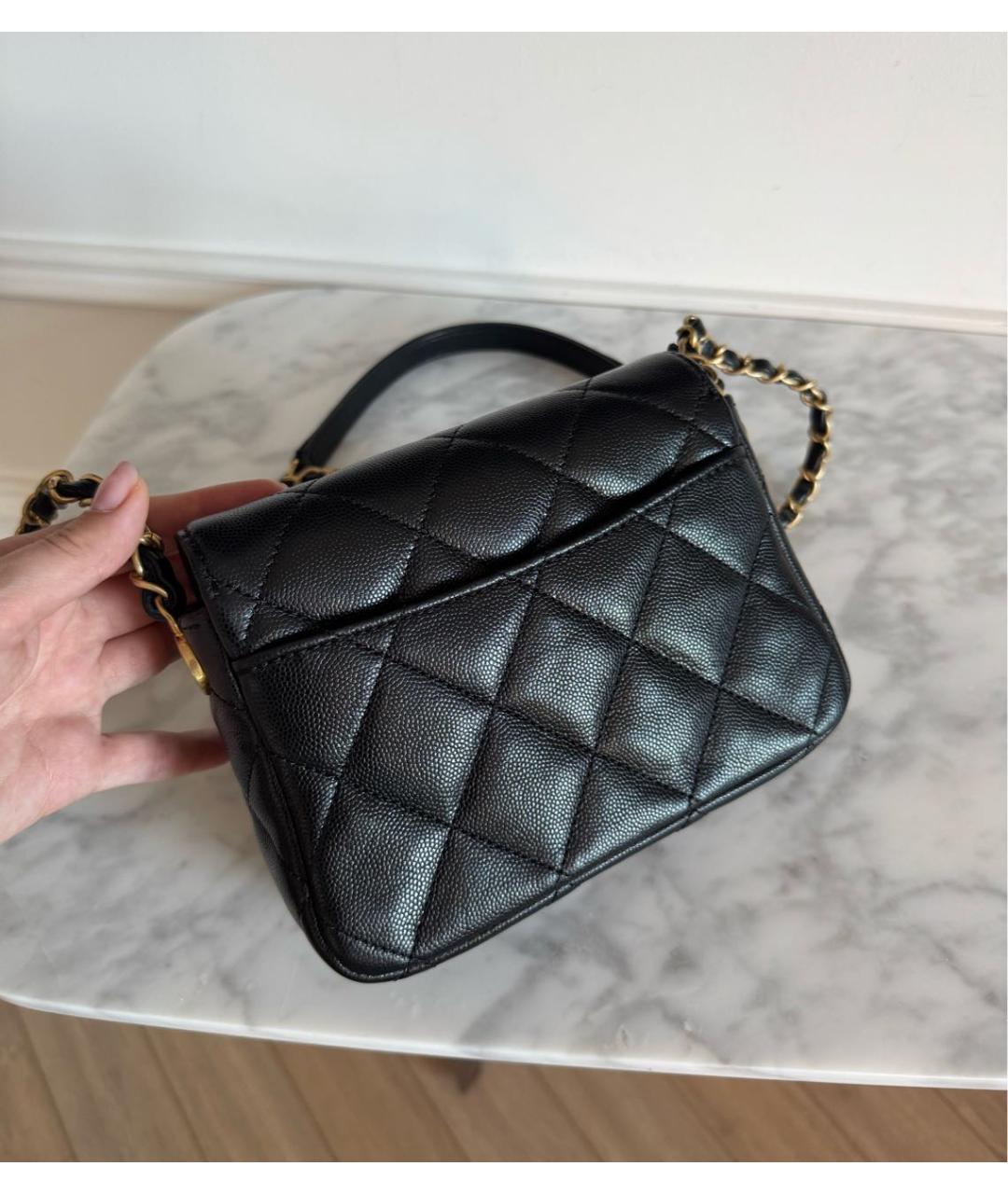 CHANEL Черная кожаная сумка через плечо, фото 4