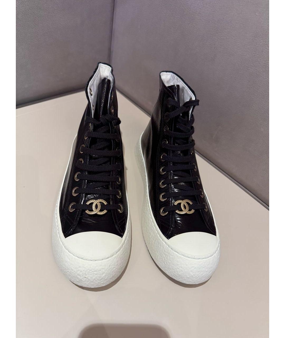 CHANEL Черные кожаные кеды, фото 3