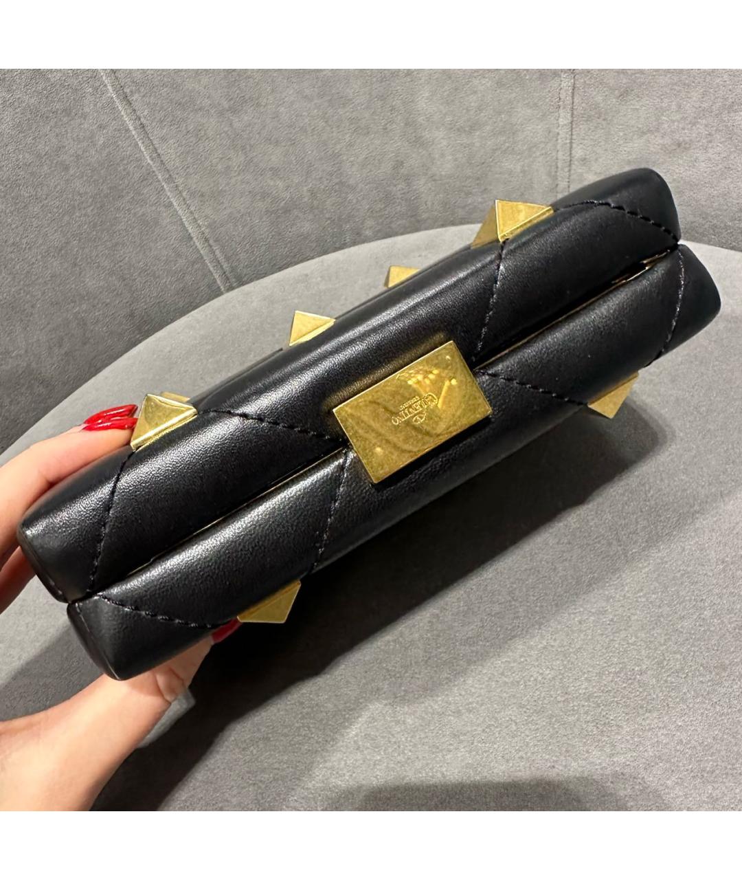 VALENTINO Черная кожаная сумка через плечо, фото 3