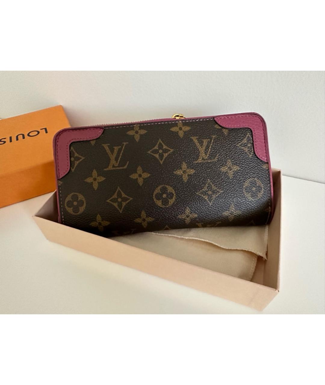 LOUIS VUITTON Коричневый кошелек, фото 3