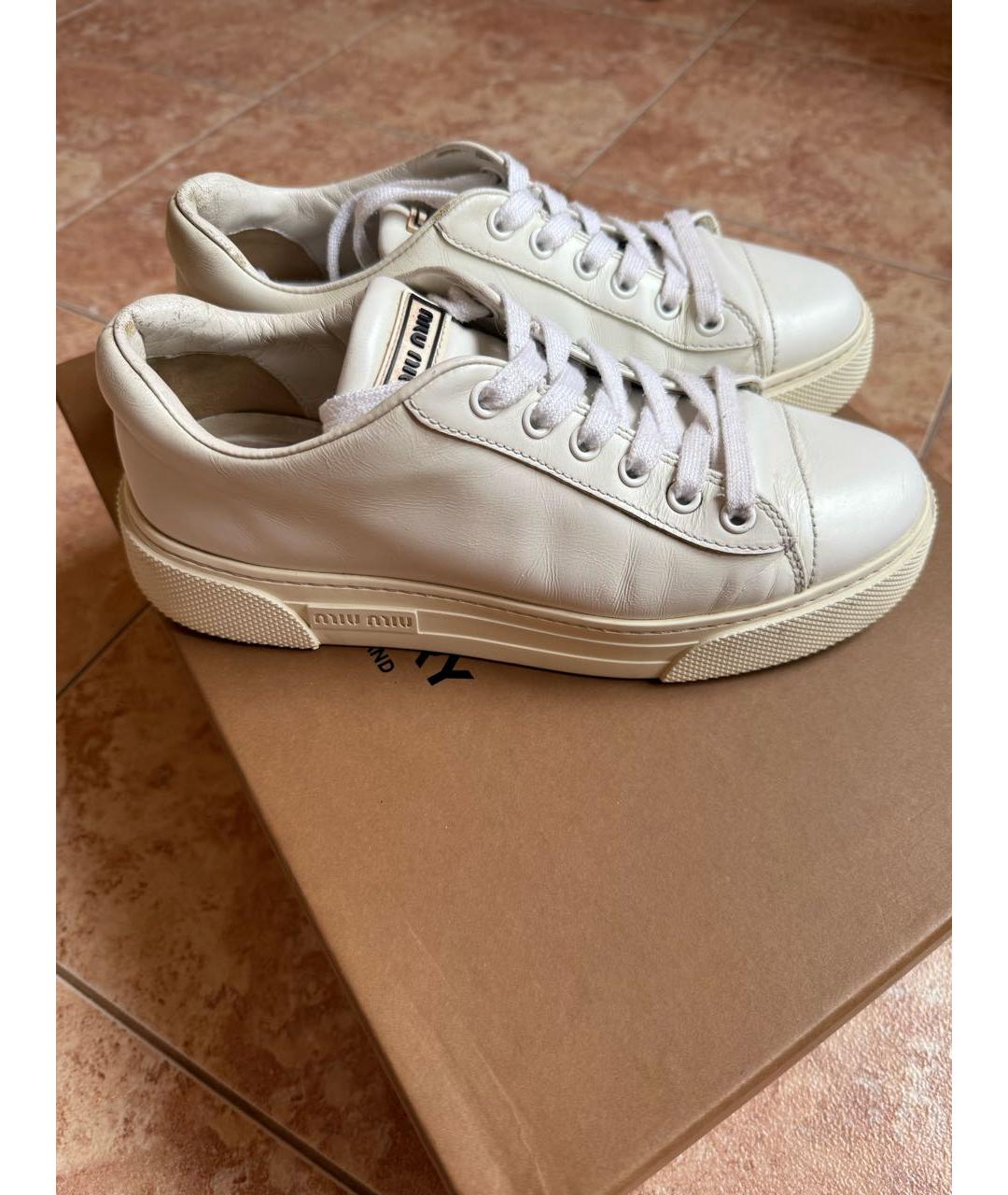 MIU MIU Белые кожаные кеды, фото 4