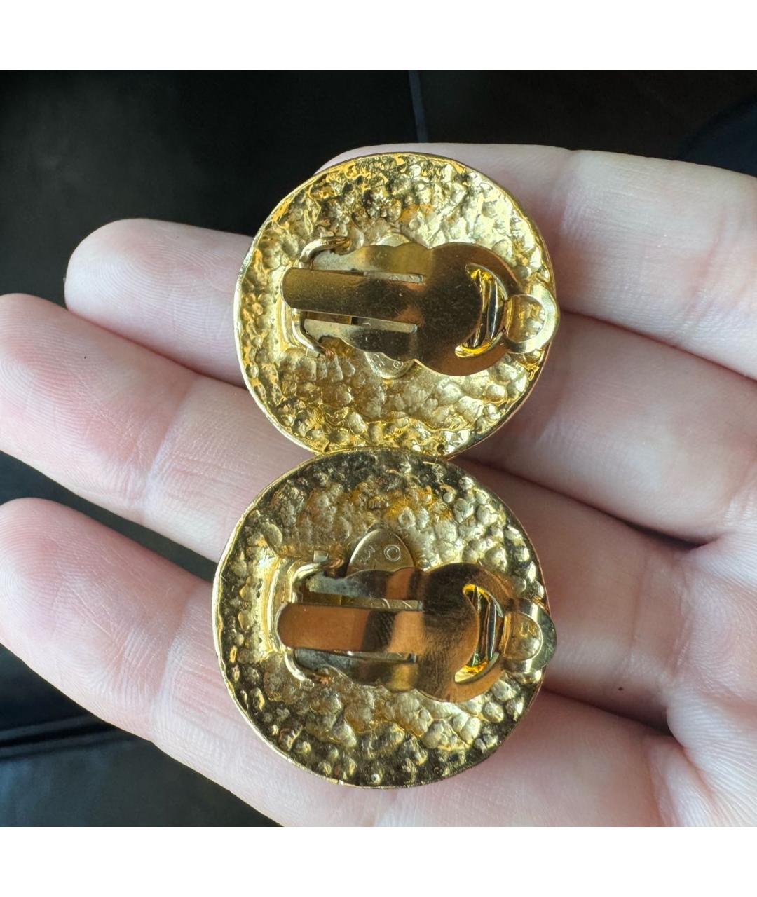 CHANEL Золотые металлические серьги, фото 2