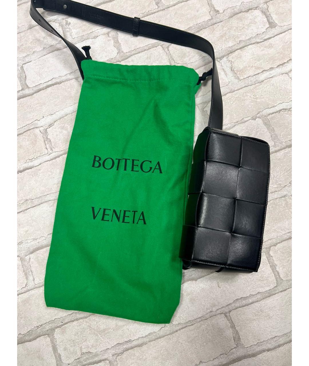 BOTTEGA VENETA Черная кожаная сумка на плечо, фото 8