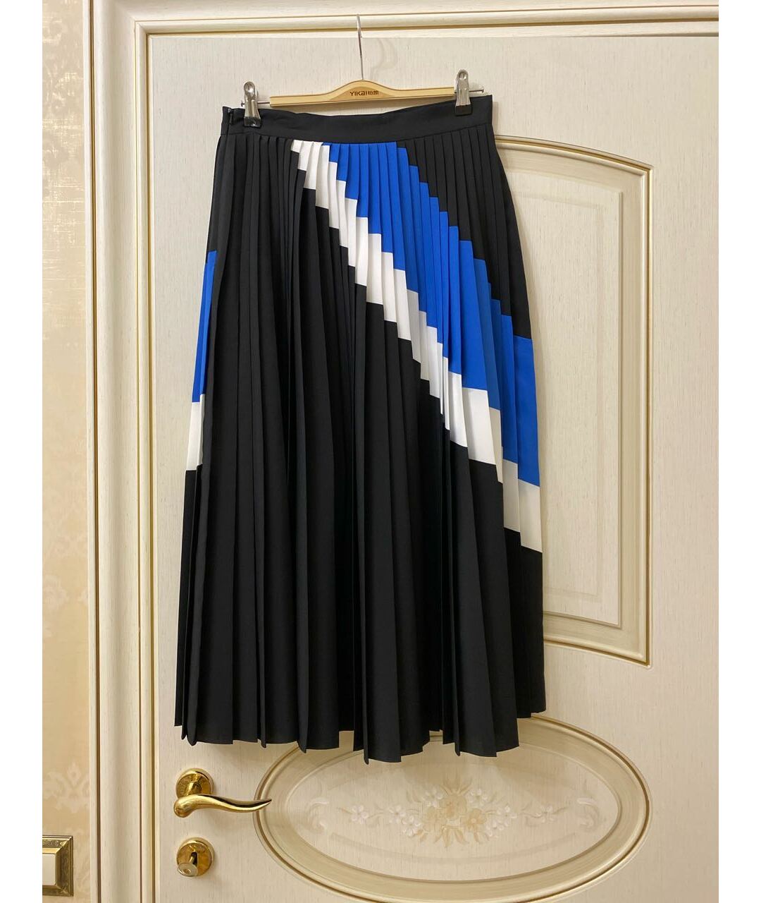 SPORTMAX Черная шелковая юбка миди, фото 2