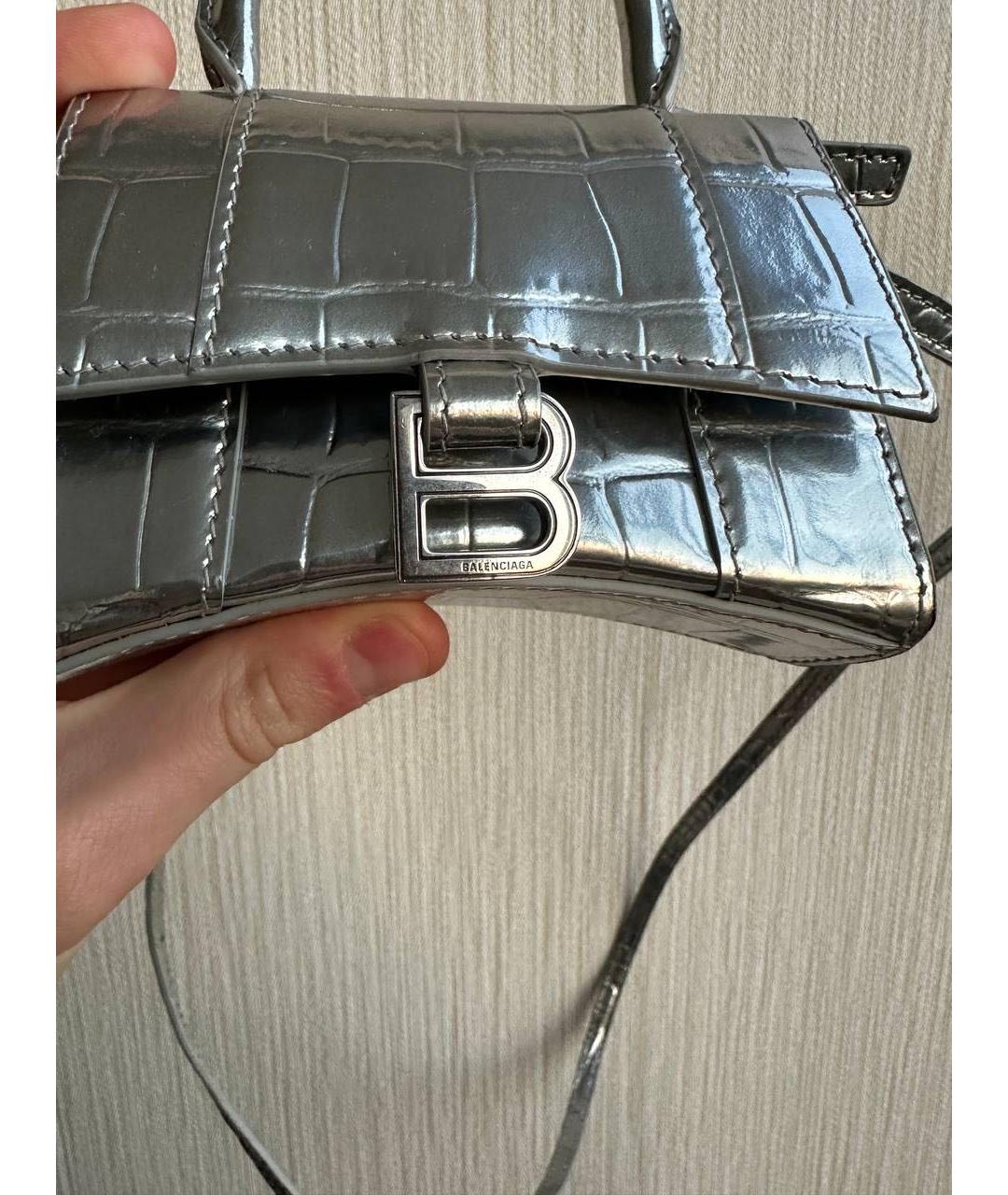 BALENCIAGA Серебряная кожаная сумка с короткими ручками, фото 5