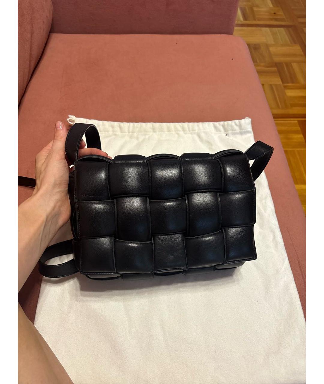 BOTTEGA VENETA Черная кожаная сумка через плечо, фото 2