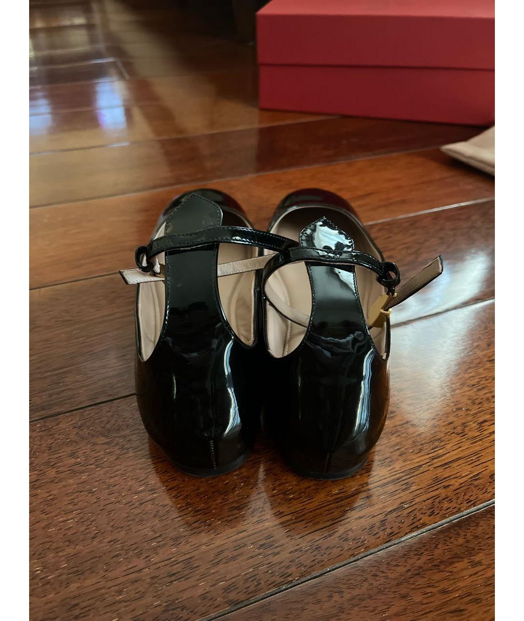 VALENTINO Черные балетки из лакированной кожи, фото 4