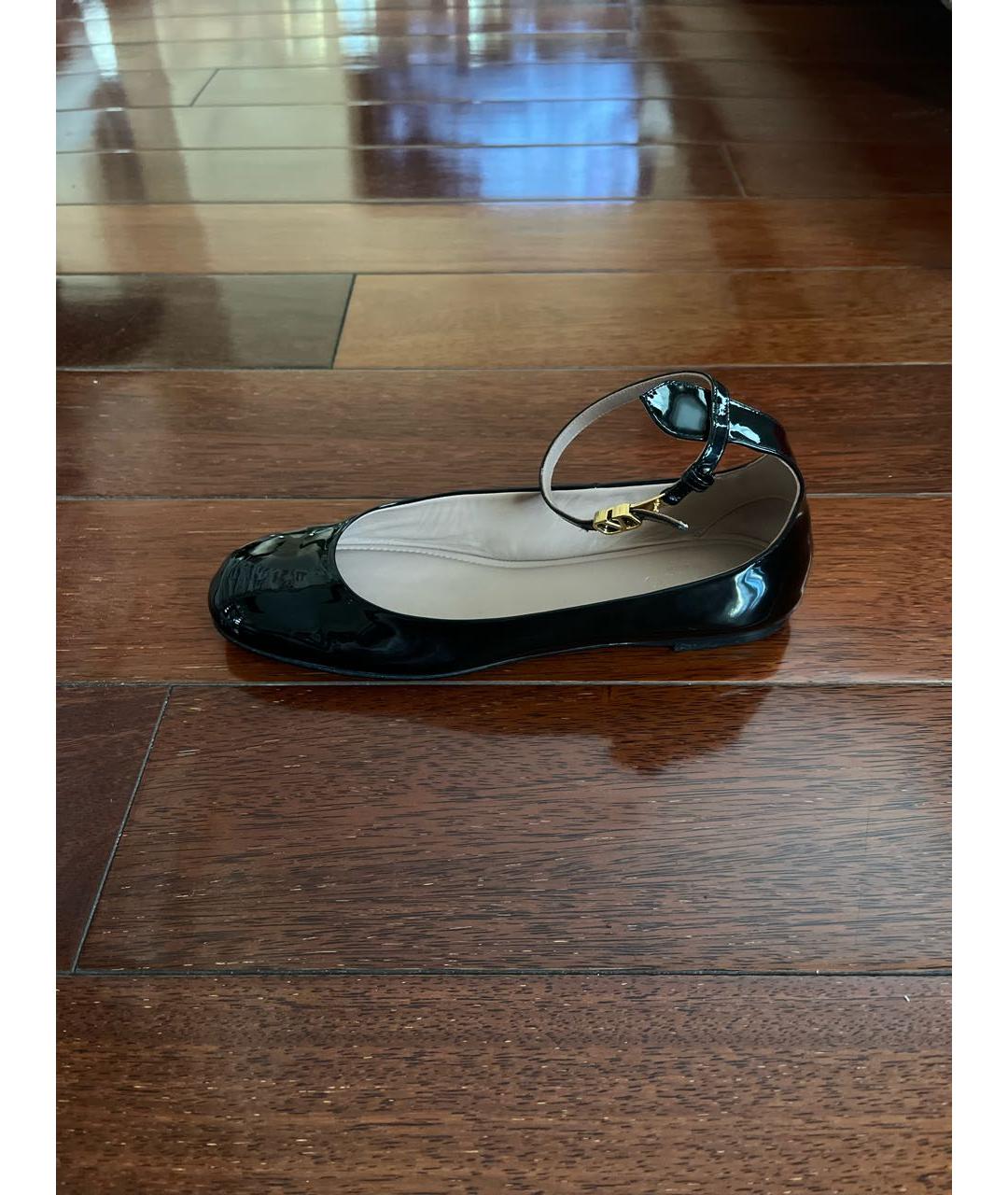 VALENTINO Черные балетки из лакированной кожи, фото 5