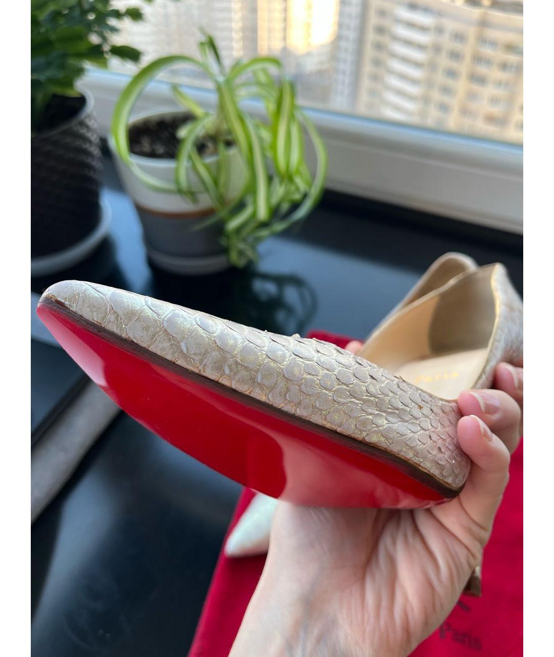 CHRISTIAN LOUBOUTIN Белые кожаные туфли, фото 8