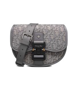 CHRISTIAN DIOR Сумка на плечо