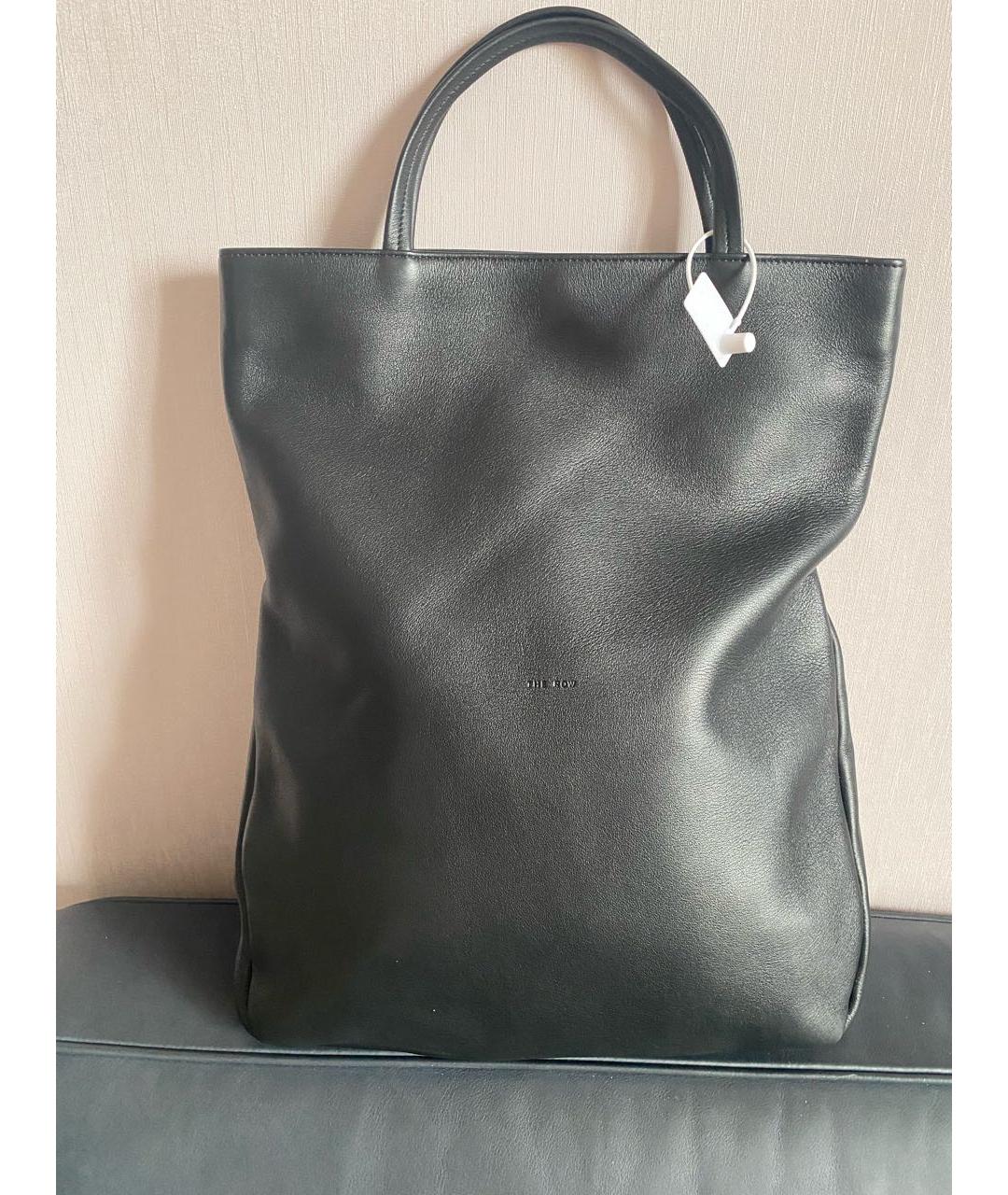 THE ROW Черная кожаная сумка тоут, фото 6