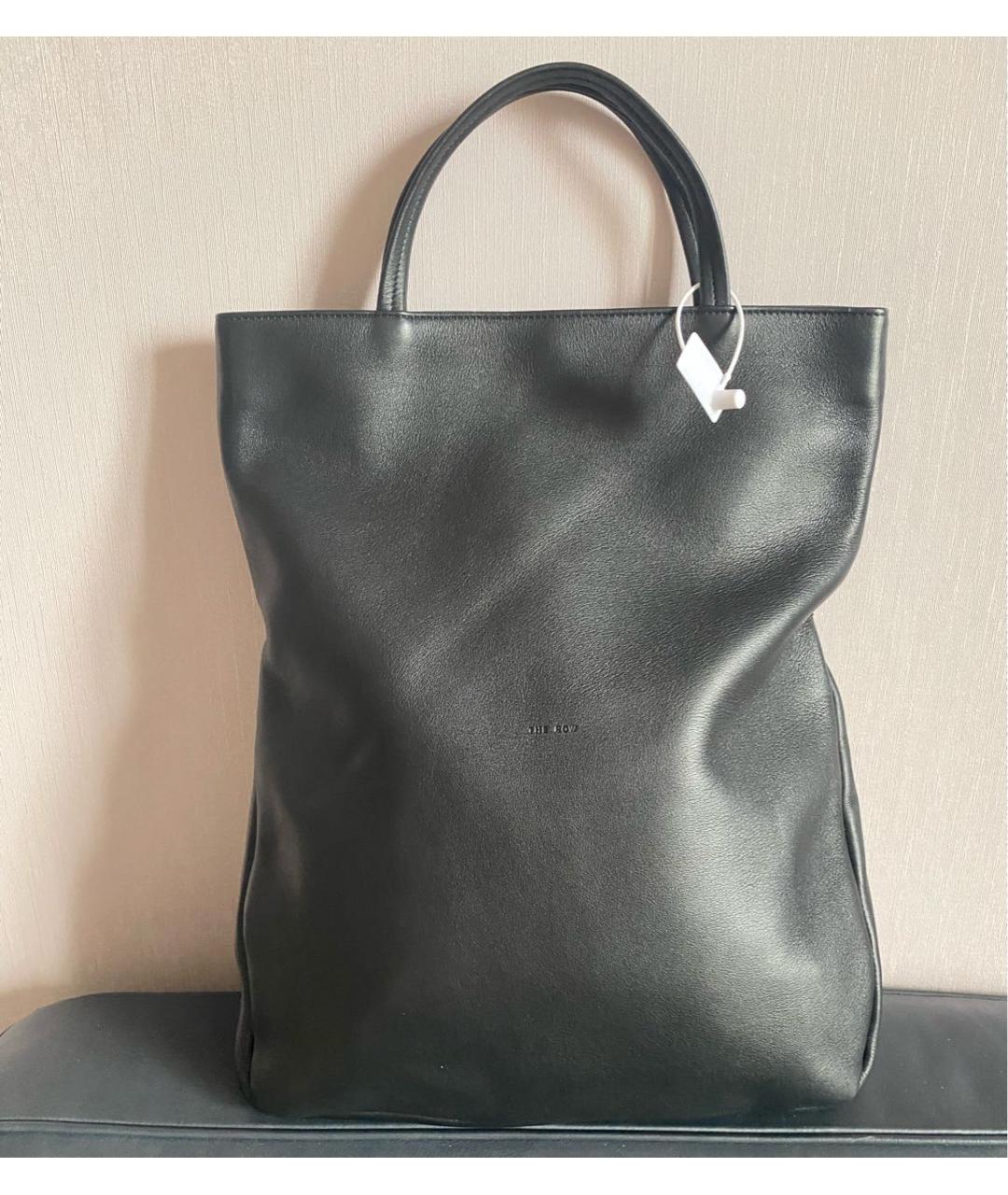 THE ROW Черная кожаная сумка тоут, фото 5