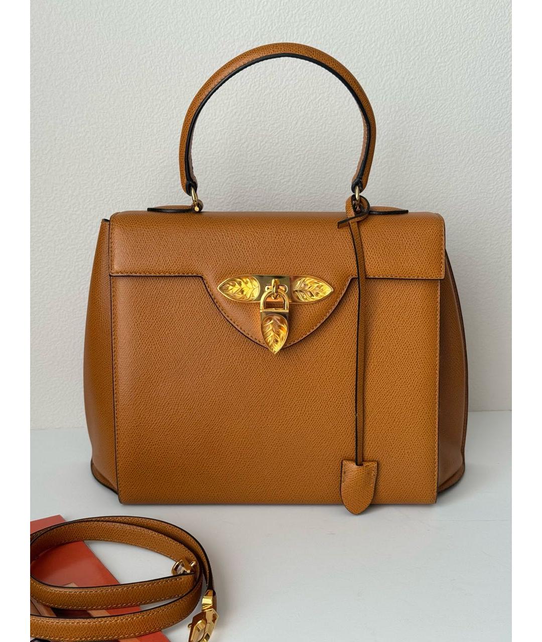 LALIQUE Горчичная кожаная сумка с короткими ручками, фото 2