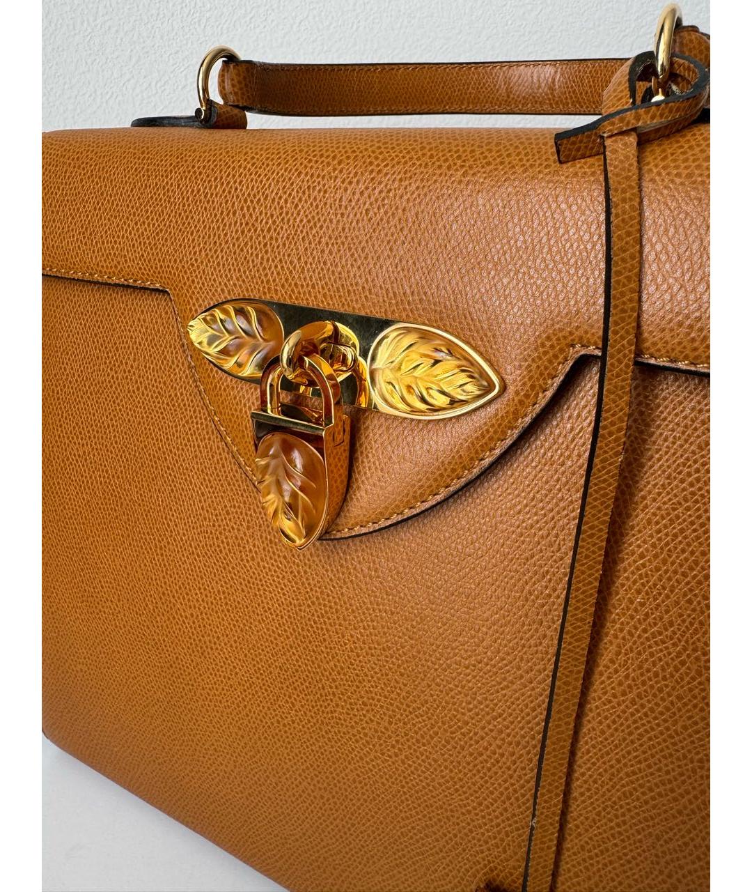 LALIQUE Горчичная кожаная сумка с короткими ручками, фото 7