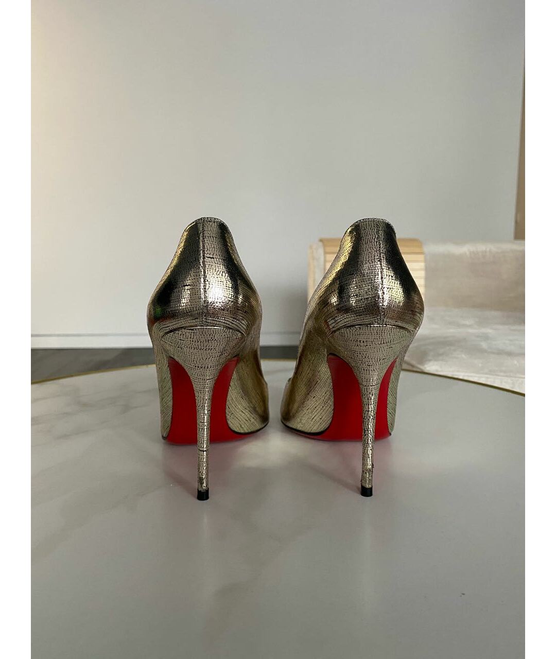 CHRISTIAN LOUBOUTIN Серебряные кожаные туфли, фото 5