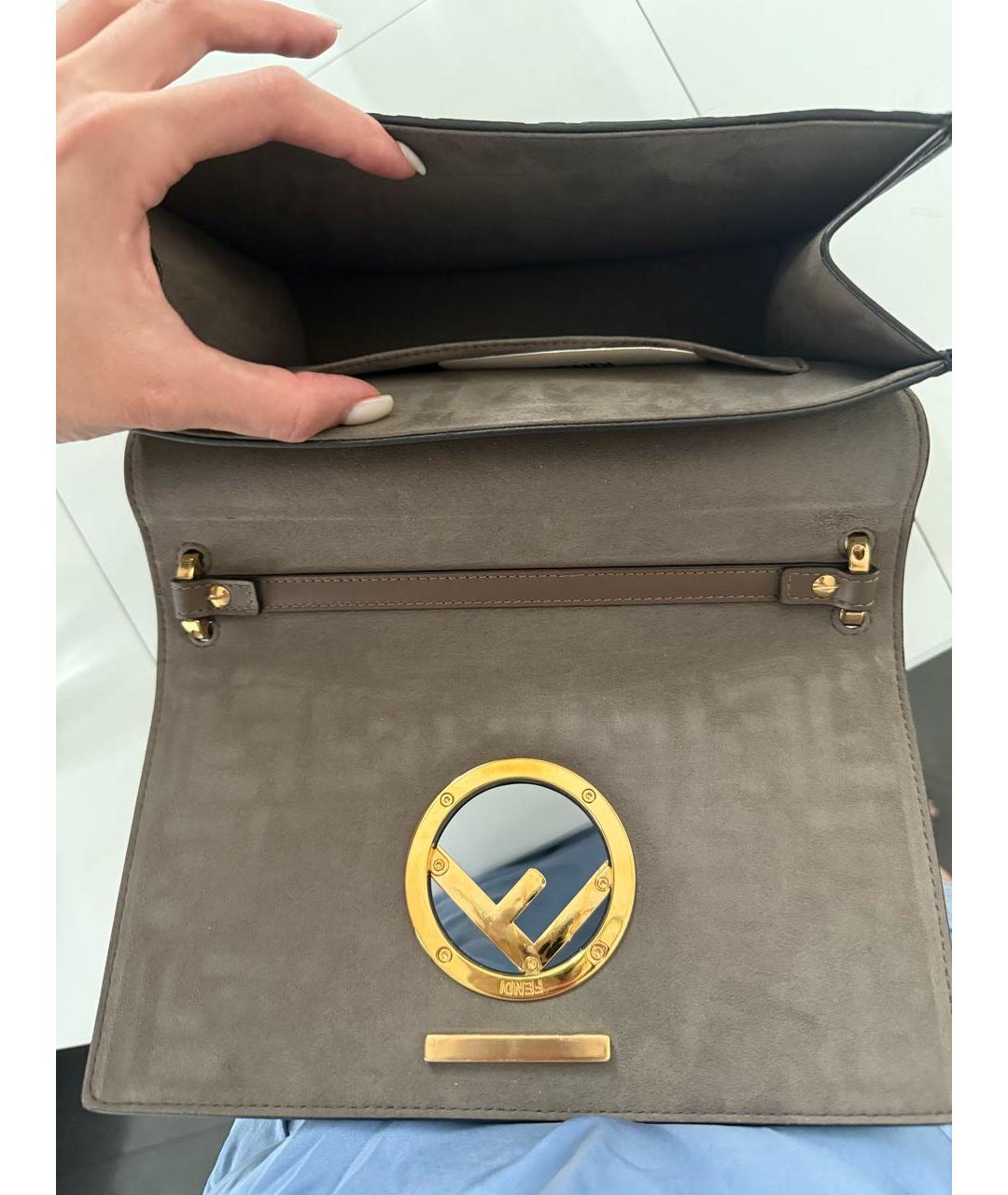 FENDI Коричневая кожаная сумка через плечо, фото 4