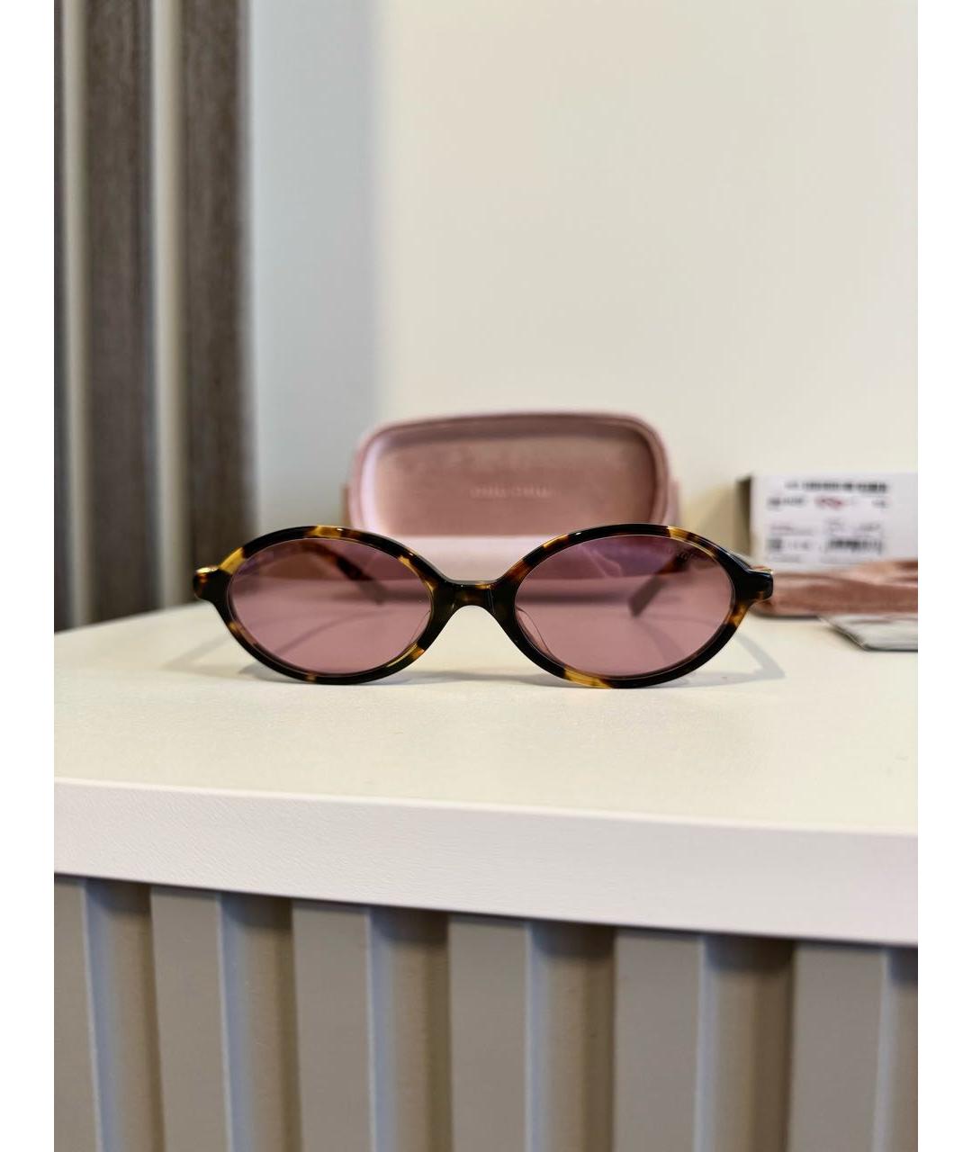 MIU MIU Коричневые пластиковые солнцезащитные очки, фото 8