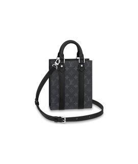 LOUIS VUITTON Сумка на плечо