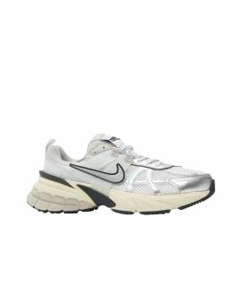 NIKE Кроссовки