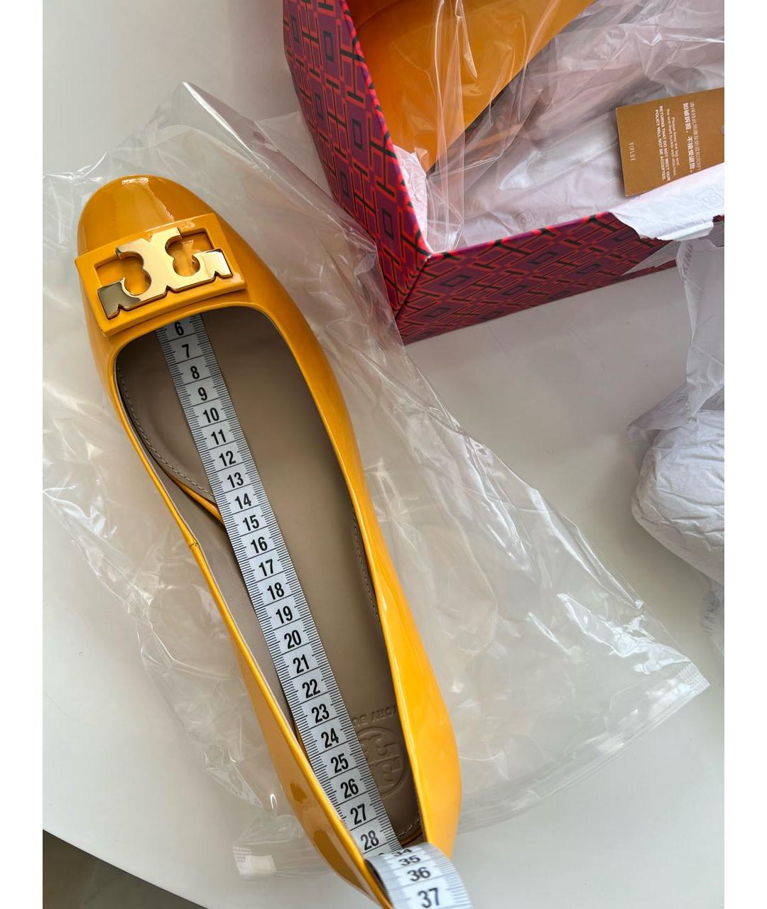 TORY BURCH Желтые туфли из лакированной кожи, фото 6