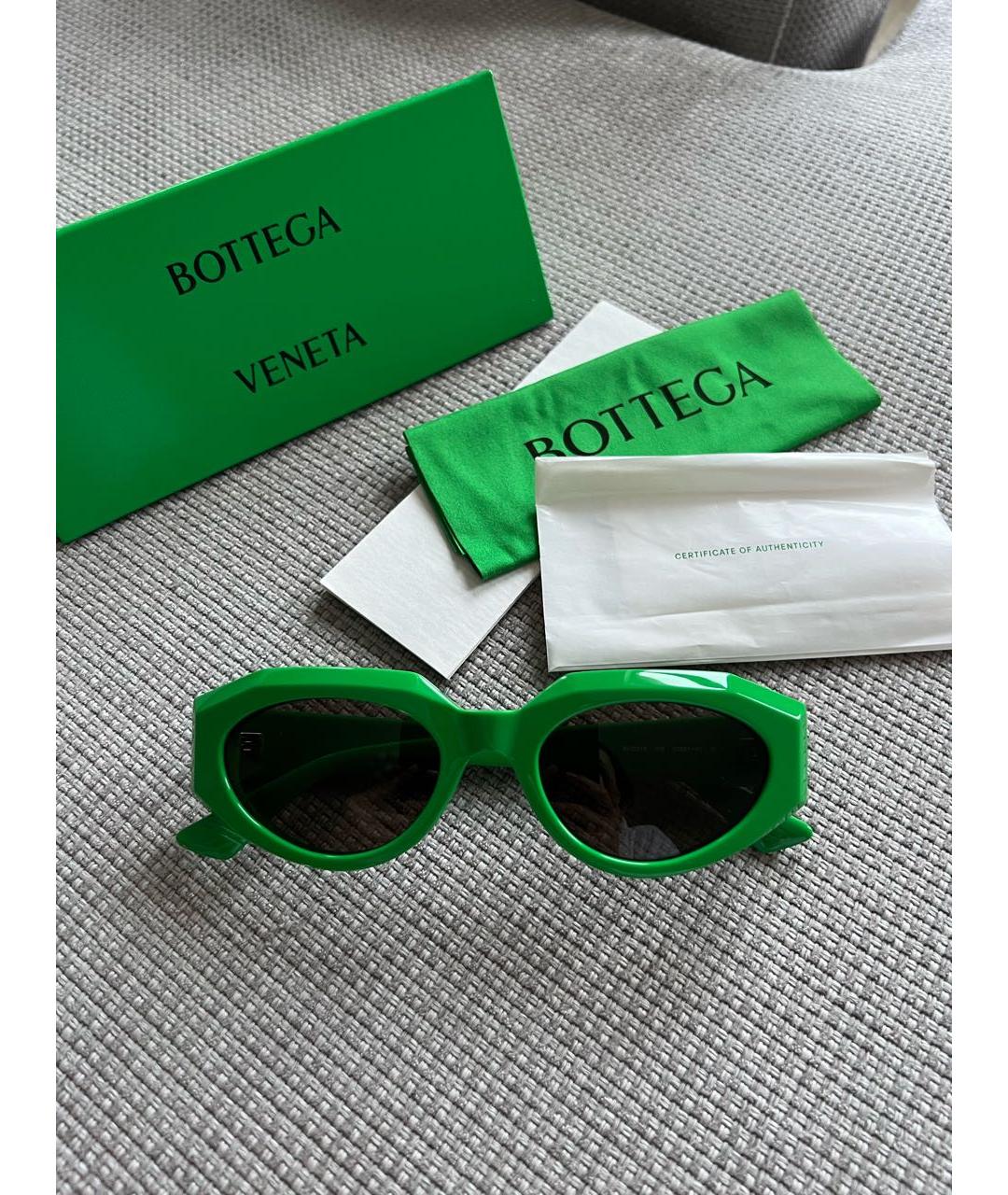 BOTTEGA VENETA Зеленые пластиковые солнцезащитные очки, фото 2