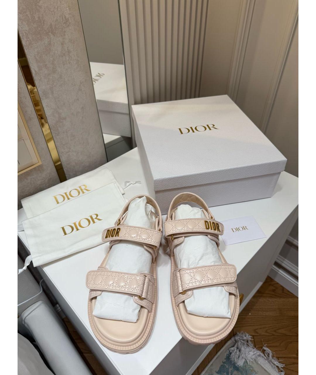 CHRISTIAN DIOR Бежевые кожаные сандалии, фото 3