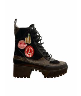LOUIS VUITTON Ботинки