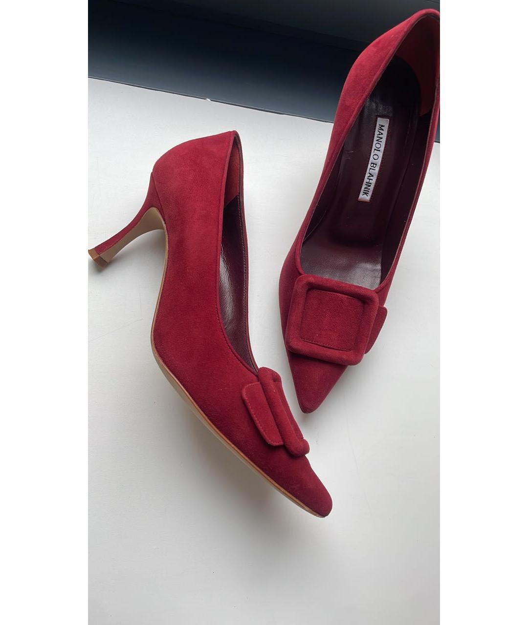 MANOLO BLAHNIK Бордовые замшевые туфли, фото 2