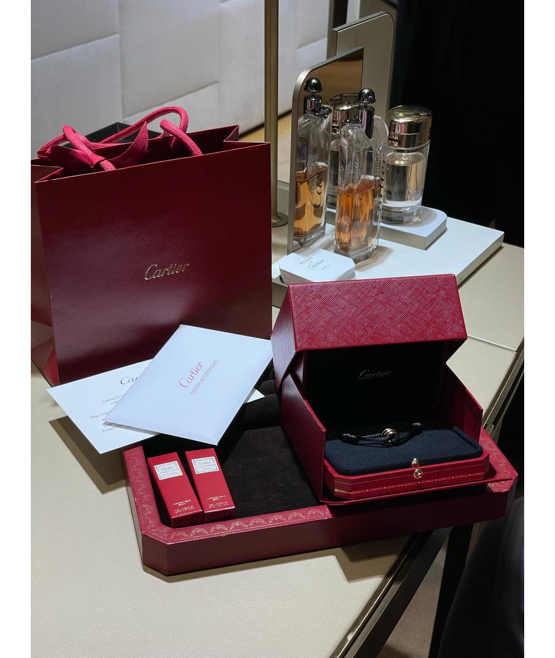 CARTIER Черный браслет из желтого золота, фото 3