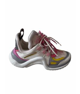 LOUIS VUITTON Кроссовки