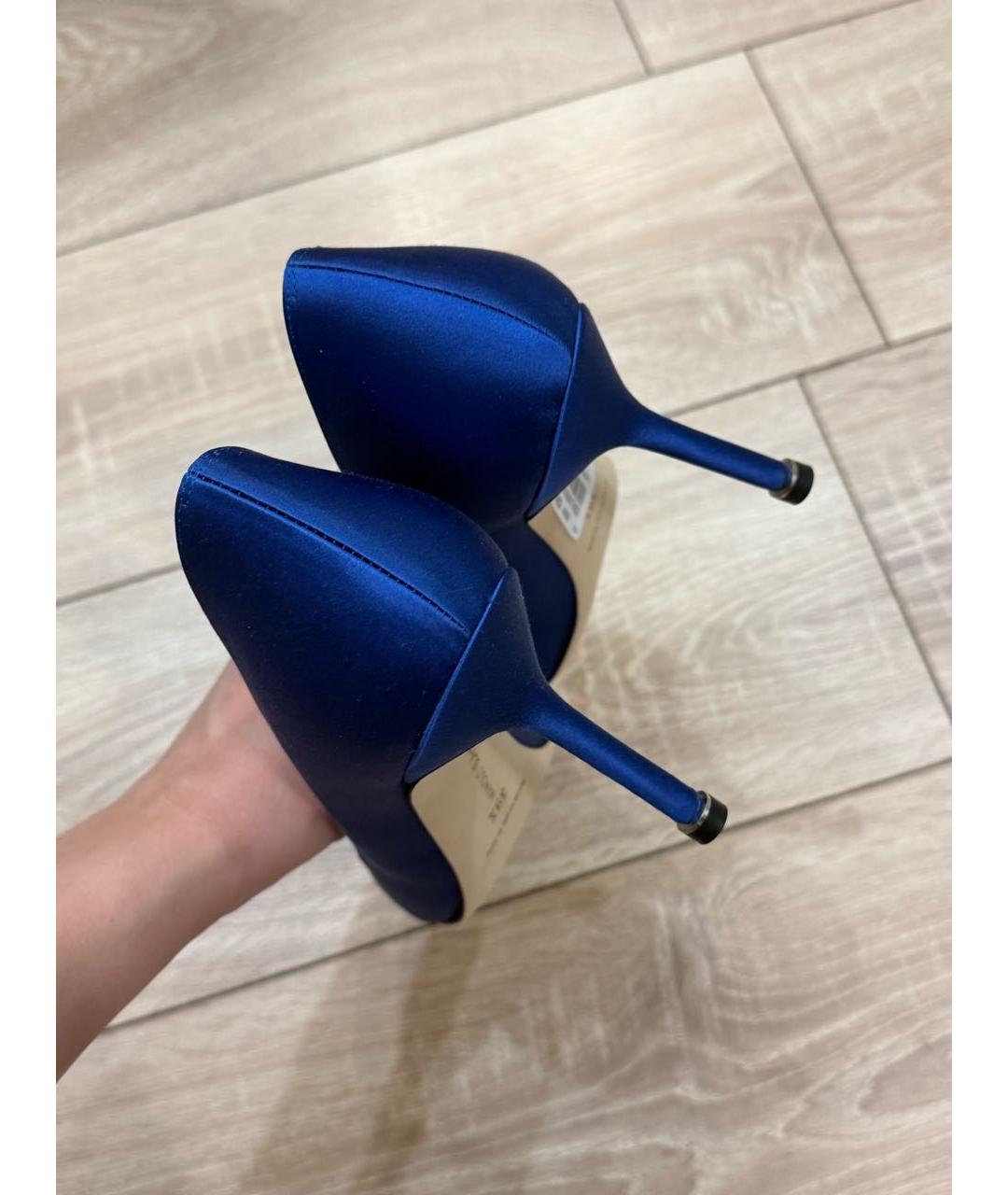 MANOLO BLAHNIK Синие текстильные туфли, фото 4