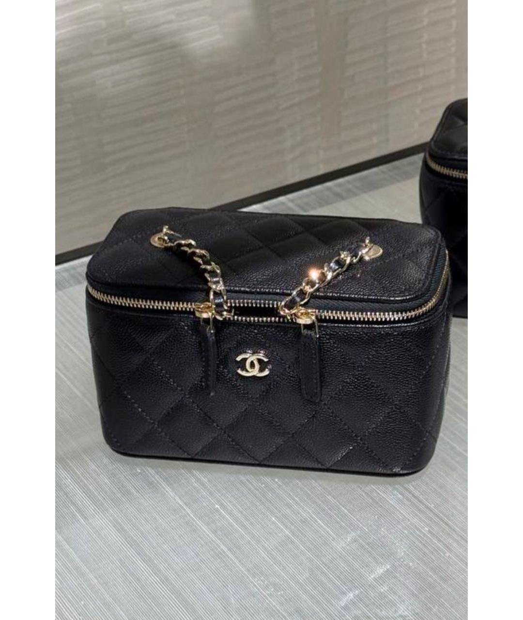 CHANEL Черная кожаная сумка через плечо, фото 2