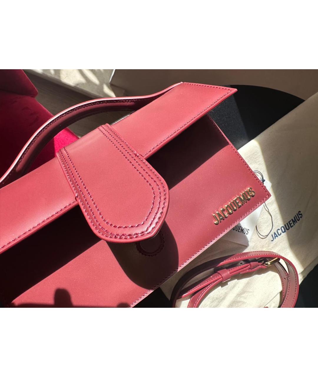 JACQUEMUS Бордовая кожаная сумка с короткими ручками, фото 4
