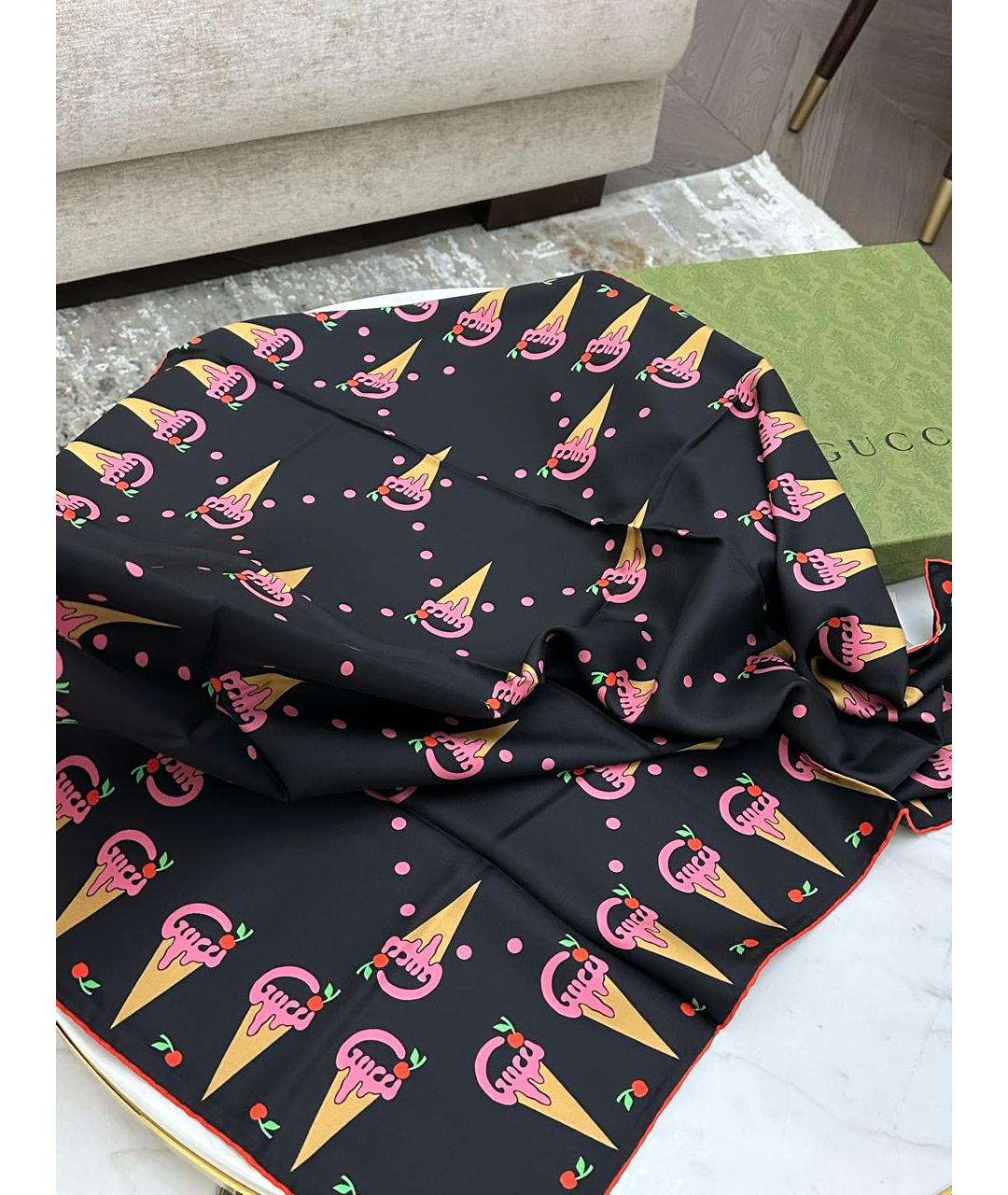 GUCCI Черный шелковый платок, фото 2