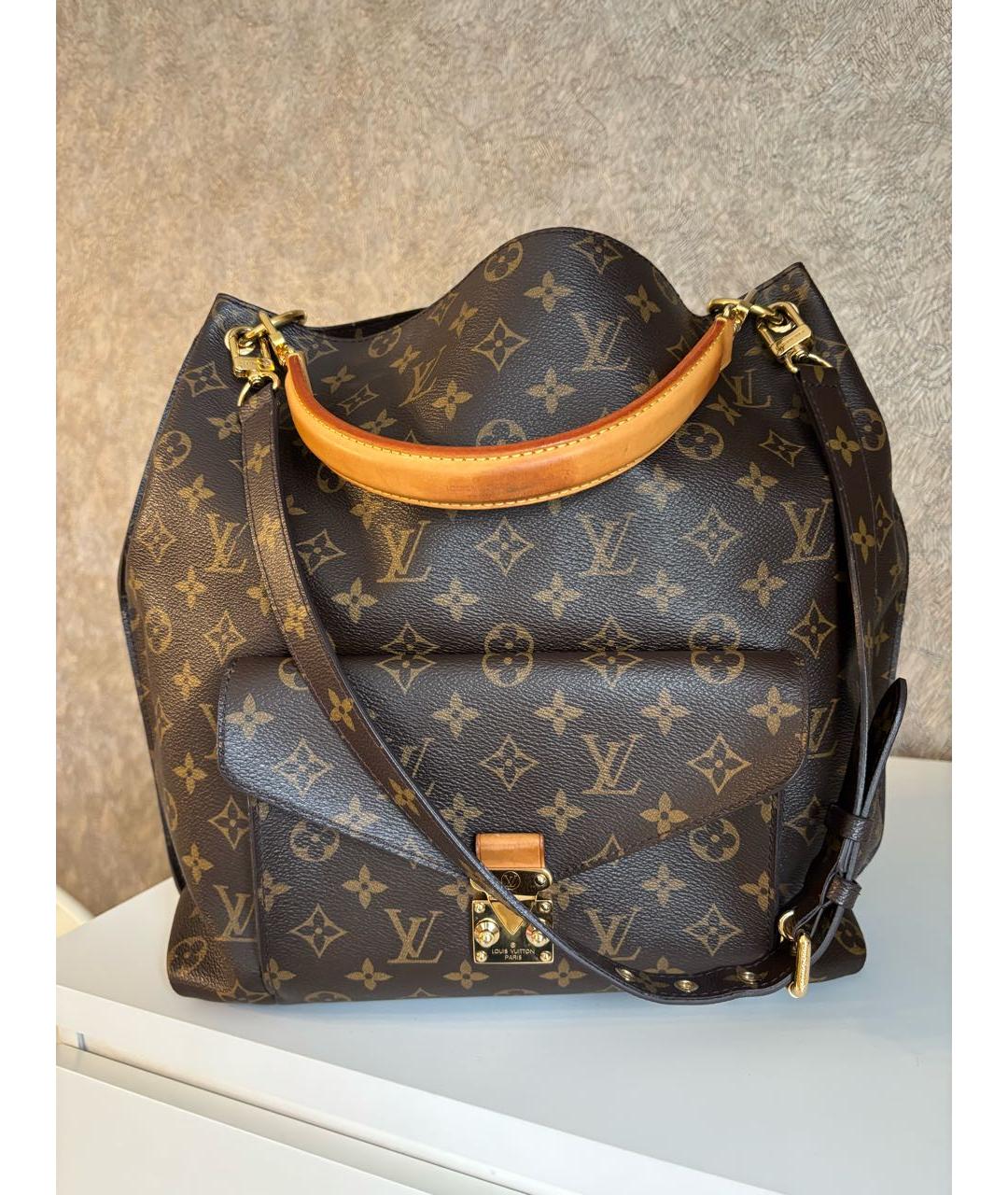 LOUIS VUITTON Коричневая сумка с короткими ручками из искусственной кожи, фото 9