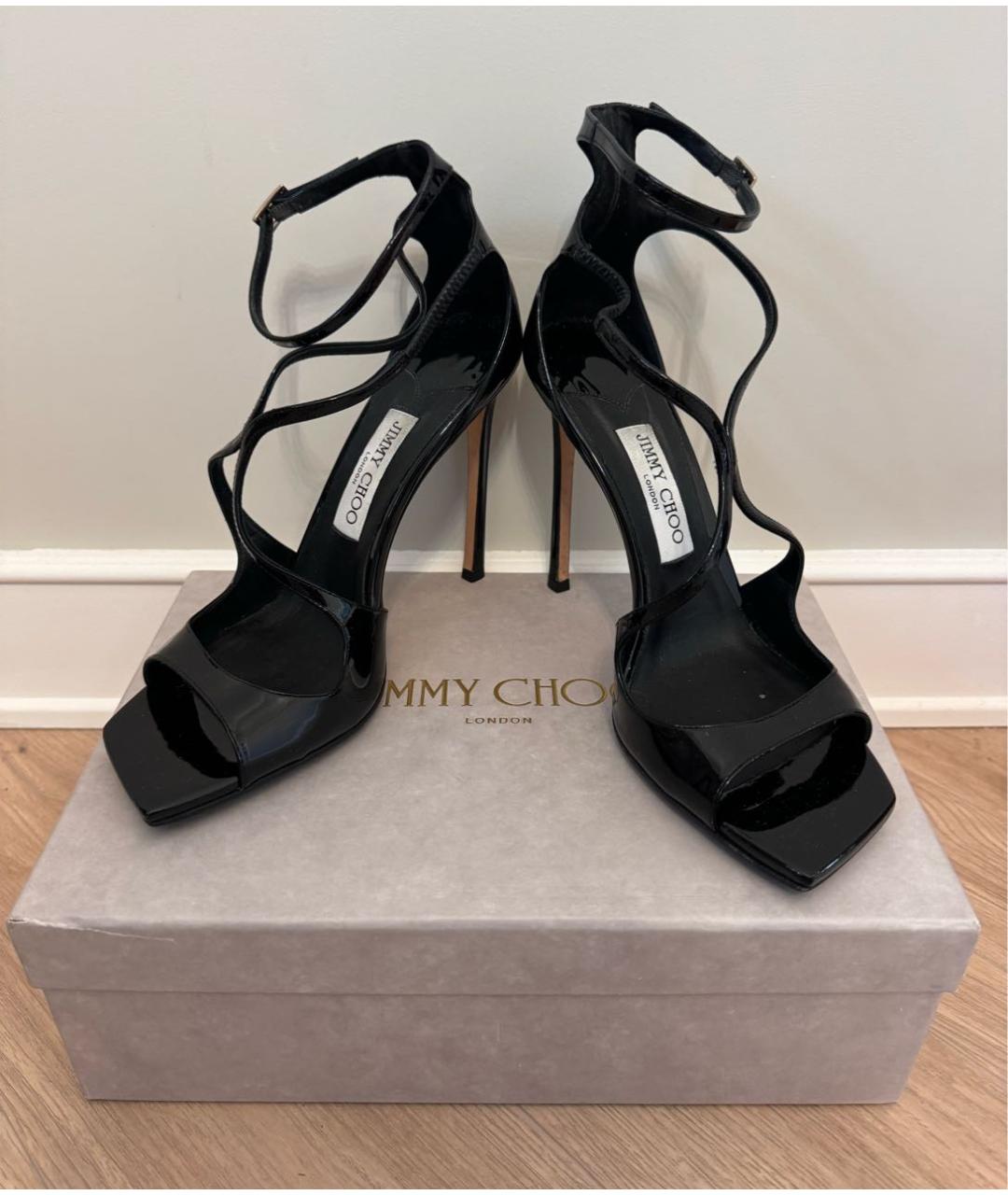 JIMMY CHOO Черные босоножки из лакированной кожи, фото 3