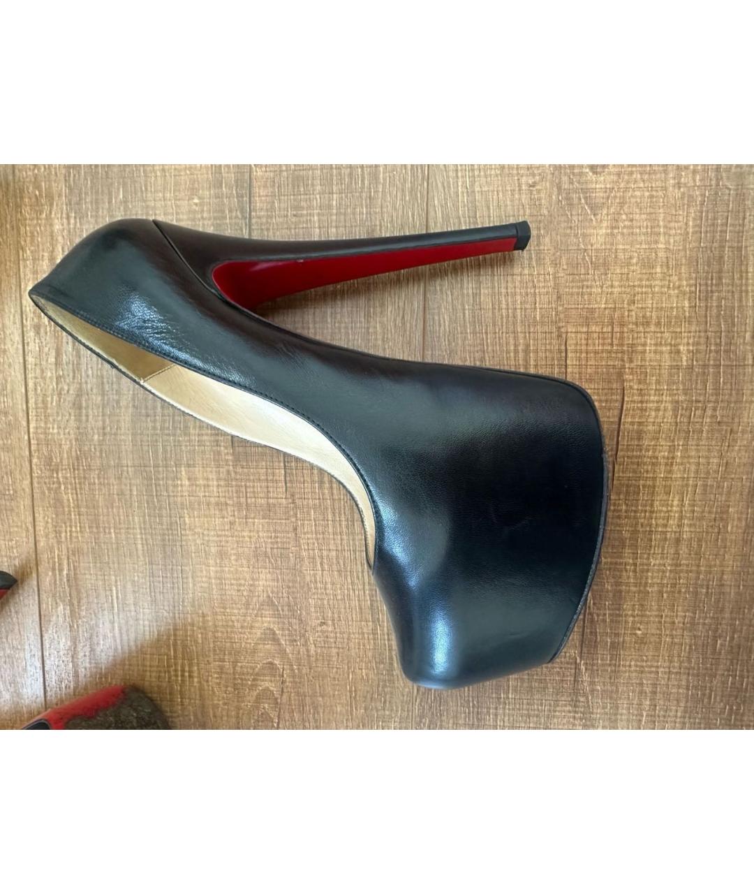 CHRISTIAN LOUBOUTIN Черные кожаные туфли, фото 5