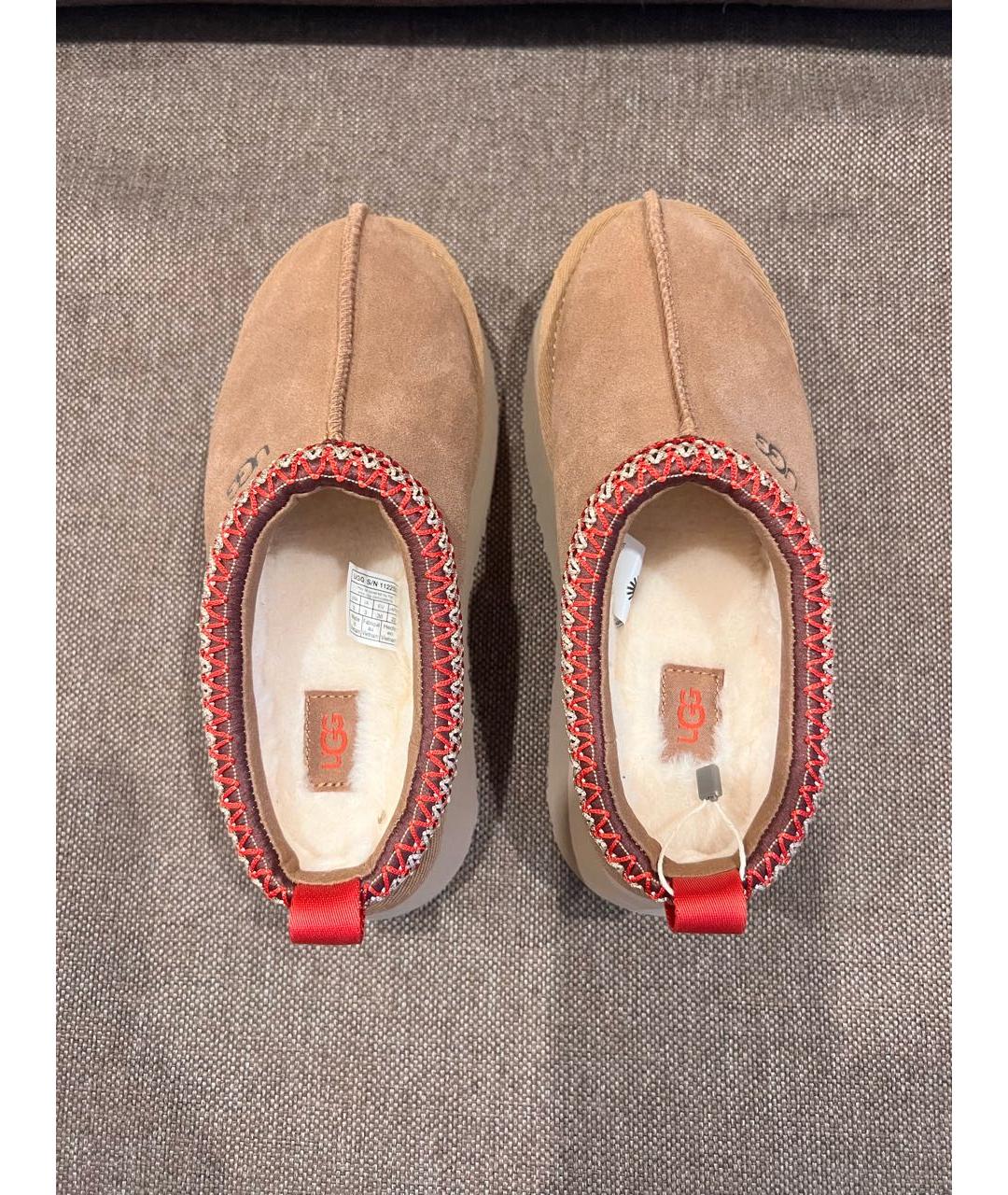 UGG AUSTRALIA Горчичные нубуковые ботинки, фото 3