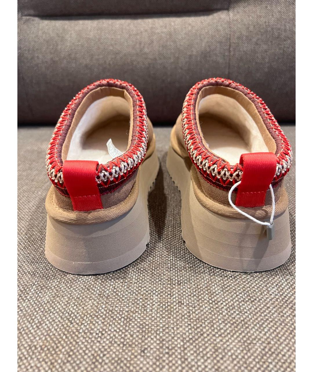 UGG AUSTRALIA Горчичные нубуковые ботинки, фото 4