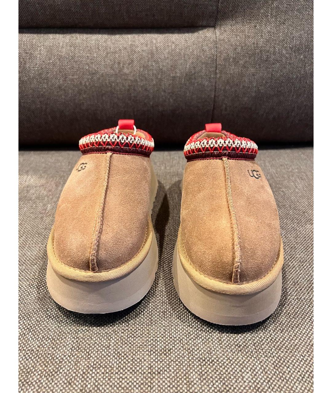 UGG AUSTRALIA Горчичные нубуковые ботинки, фото 2