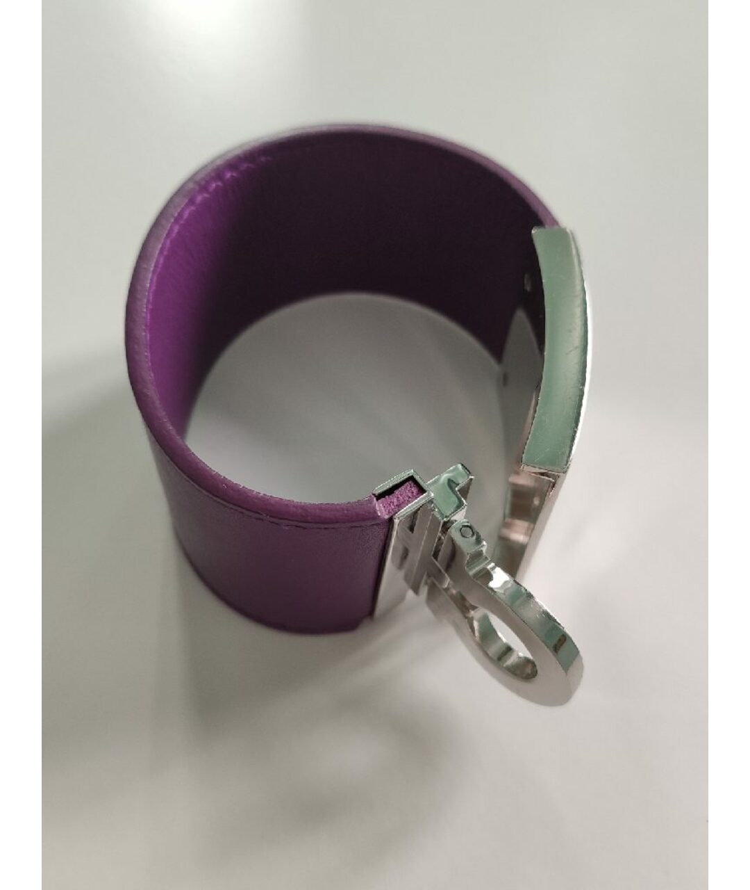 SALVATORE FERRAGAMO Фиолетовый кожаный браслет, фото 4