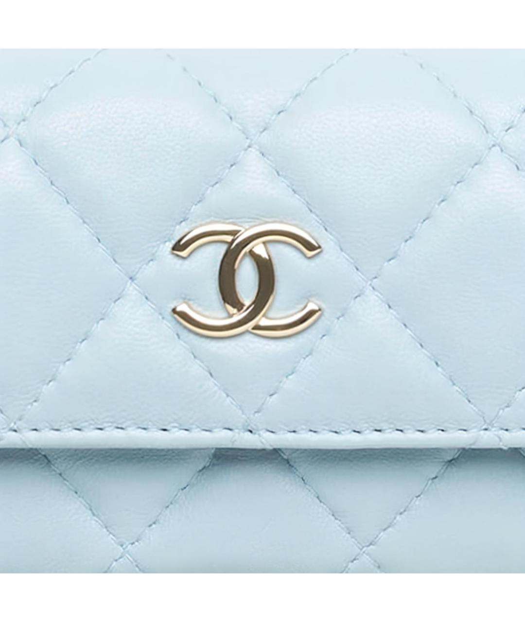 CHANEL Голубая кожаная поясная сумка, фото 5