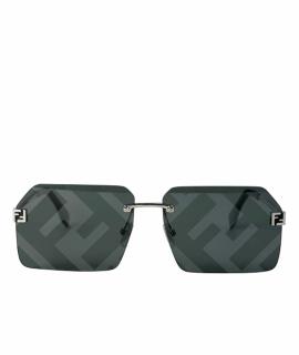 FENDI Солнцезащитные очки